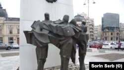 Monumentul dedicat martirilor din Revoluția română, Piața Revoluției