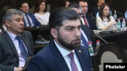 Armenia -- Davit Sanasarian, head of the State Oversight Service, attends a cabinet meeting in Yerevan, April 18, 2019.