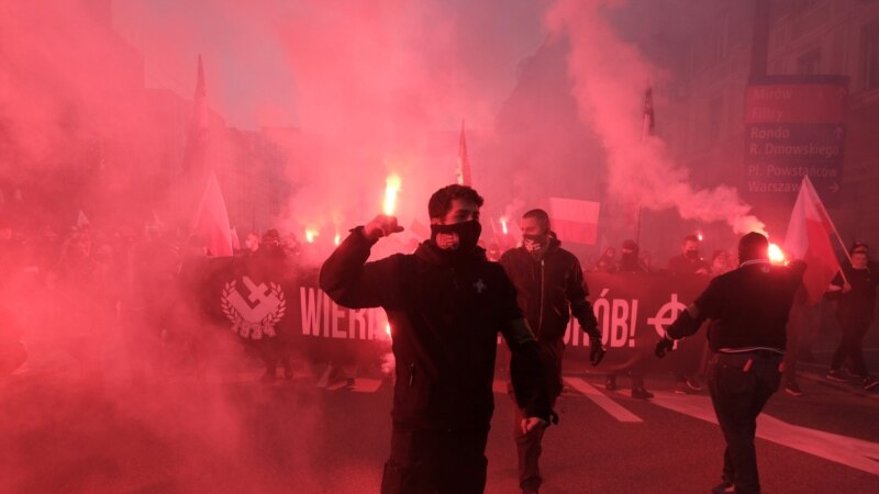 Policija rasterivala nacionaliste na Maršu nezavisnosti u Varšavi 