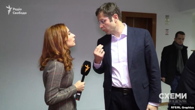 Не спромігся він назвати покупця і з другої спроби того ж дня Не спромігся він назвати покупця і з другої спроби того ж дня