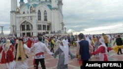 Татар фольклоры фестивалендә