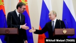 Президентите на Сърбия и Русия Алекасандър Вучич и Владимир Путин
