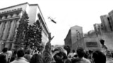 București, 22 decembrie 1989, Nicolae Ceaușescu fuge din clădirea CC.