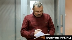 Василий Ганыш в здании суда, 19 ноября 2018 года
