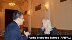 "Srušen je stari totalitarni sistem i izgrađene demokratske institucije, ali to nije dovoljno", kaže Radičova