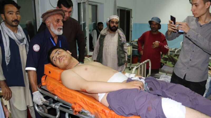 Kabulda partlamada azyndan 20 adam öldi