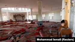 آقای غنی همچنین انتقاد کرد که طالبان ۱۵۰ مسجد را ویران کرده‌اند.