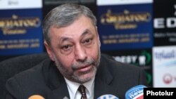 Armenia -- Opposition Alexander Arzumanian at a press conference in Yerevan, 28Mar2013