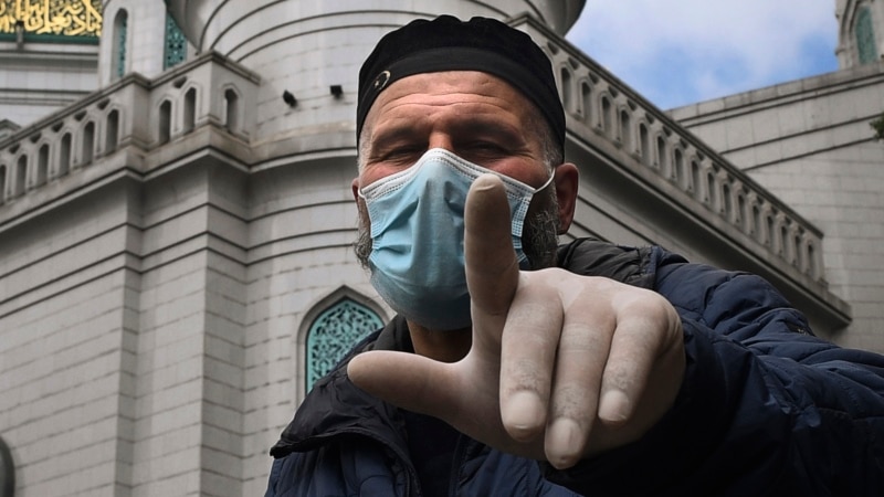 پوشیدن ماسک در آذربایجان اجباری شد