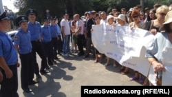 Мітинг на підтримку міліції, проти фашизму