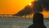 Вид на пожар на Керченском мосту, октябрь 2022 года. Иллюстрационное фото