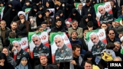 Procesiune funerară în Iran, după moartea generalului Qassem Soleiman, 5 decembrie 2020.