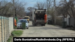 Вивіз сміття у мікрорайоні «Дахнівський», Черкаси, 22 квітня 2013 року