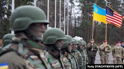 Українські військові і НАТО: чим українцям корисний досвід альянсу