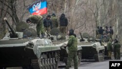 Пророссийские боевики под Макеевкой, апрель 2015 года