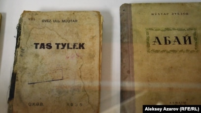 Пизда ісінген порно