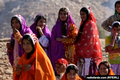 Ксения Собчак толығымен жалаңаш сурет