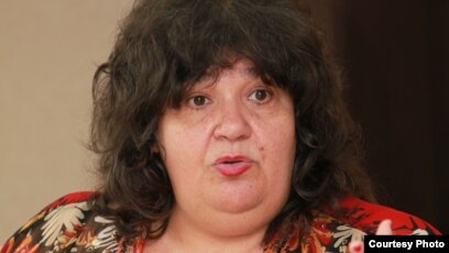 Эми Андерсон үлкен кеудеге арналған порно Дәретханадағы қорлау порно