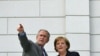 عکسی از بوش و مرکل در حاشیه نشست سال گذشته هشت رهبر کشورهای صنعتی جهان.
