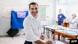 Грчкиот премиер и лидер на СИРИЗА Алексис Ципрас гласа на евроизборите