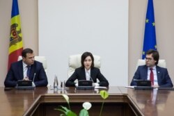 Maia Sandu, Andrei Năstase și Nicu Popescu la întâlnirea cu diplomații străini