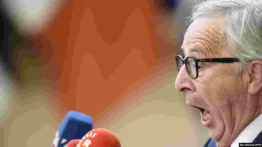 БЕЛГИЈА - Брисел ќе ги отстрани сите лажни вести во текот на предизборната кампања за изборите за Европскиот парламент следниот месец, изјави претседателот на Европската комисија, Жан-Клод Јункер.