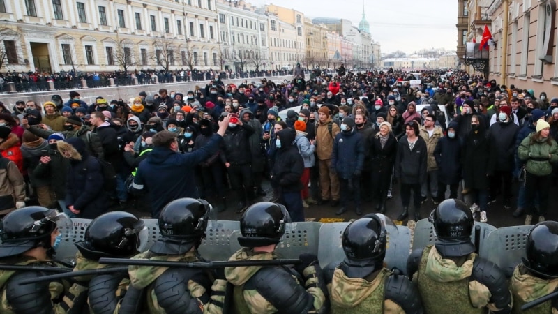 Кремль обвиняет США и Запад в протестах за Навального
