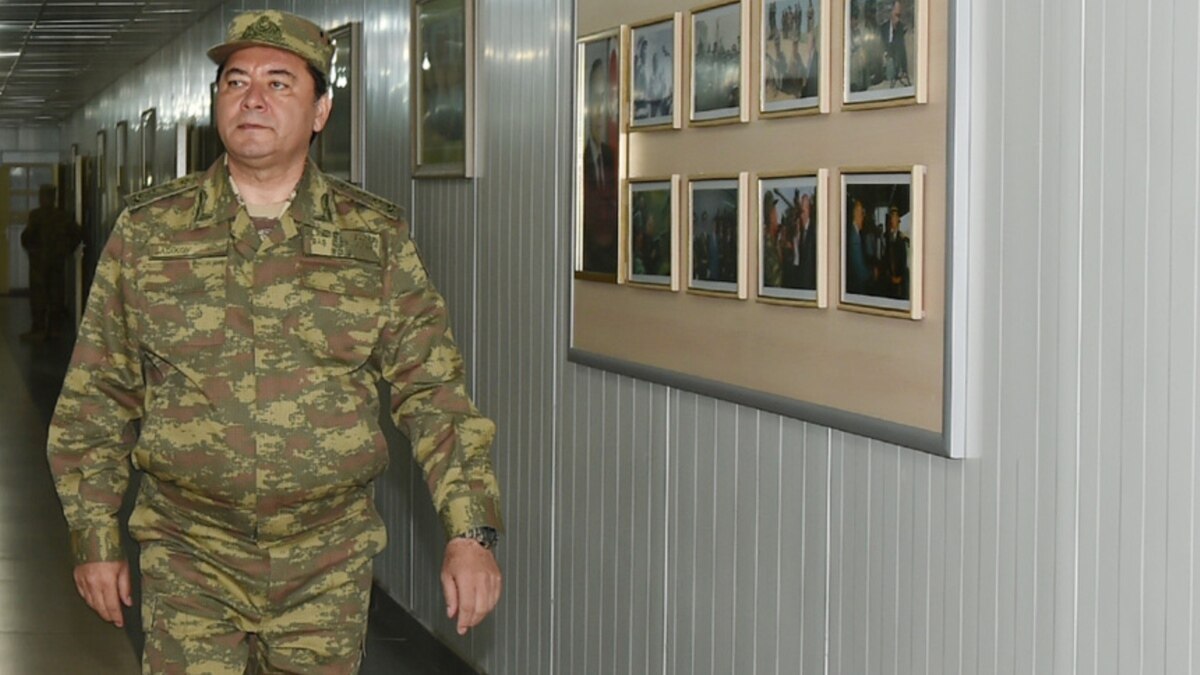 Nəcməddin Sadıkov Moskvaya gedib