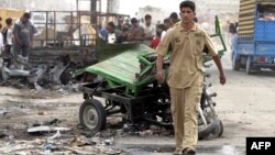 آثار إنفجار في سوق عراقية