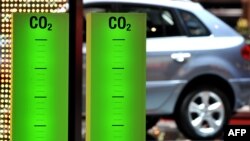 С 2021 года средний объем углекислого газа в выхлопах новых автомобилей, продаваемых в странах ЕС, не должен превышать 95 граммов на 100 км пробега