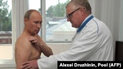 Володимир Путін на прийомі в лікаря. Архівне фото