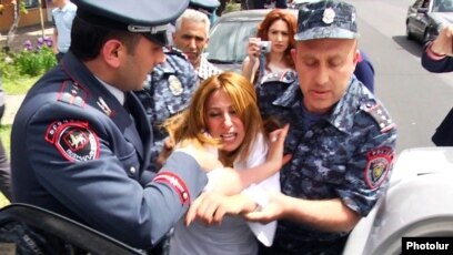 Armenia - Police forcibly remove Zaruhi Postanjian, an opposition mayoral candidate, from a campaign office of the ruling Republican Party in Yerevan, 14May2017.