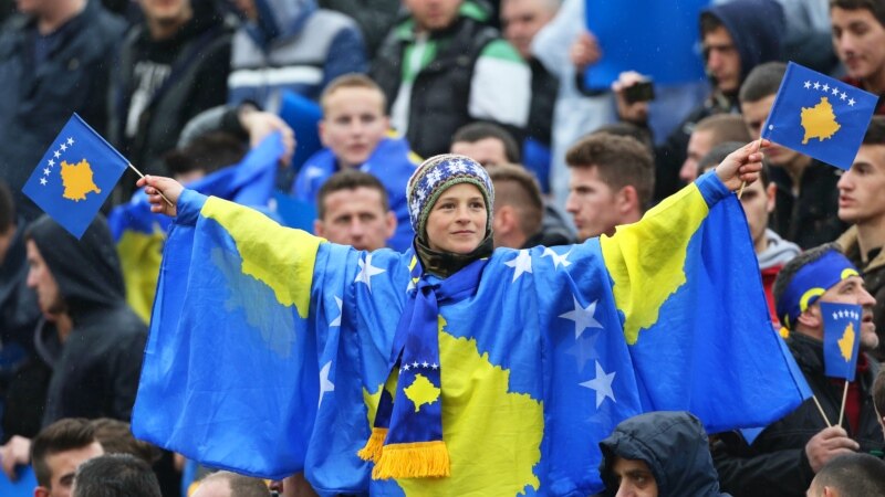 Pse është kaq e vështirë të blesh biletë për ndeshjet e Kosovës?