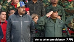 Predsjedik Venecuele Nikola Maduro (lijevo) i ministar odbrane Vladimir Padrino (desno), Karakas