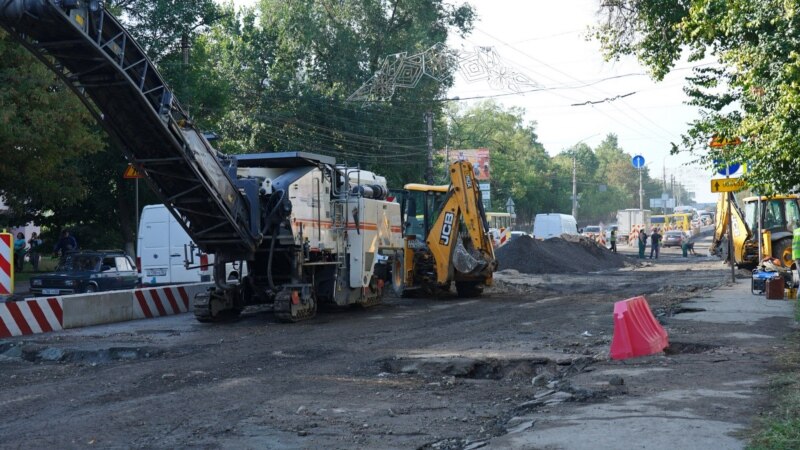 «Транпортный коллапс, хаос». Аксенова возмутило качество дорожно-ремонтных работ в Симферополе
