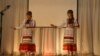Девушки в чувашских национальных костюмах выступают в Башкортостане. Архивное фото