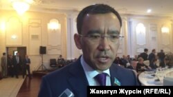 Мәулен Әшімбаев, парламент мәжілісінің депутаты.