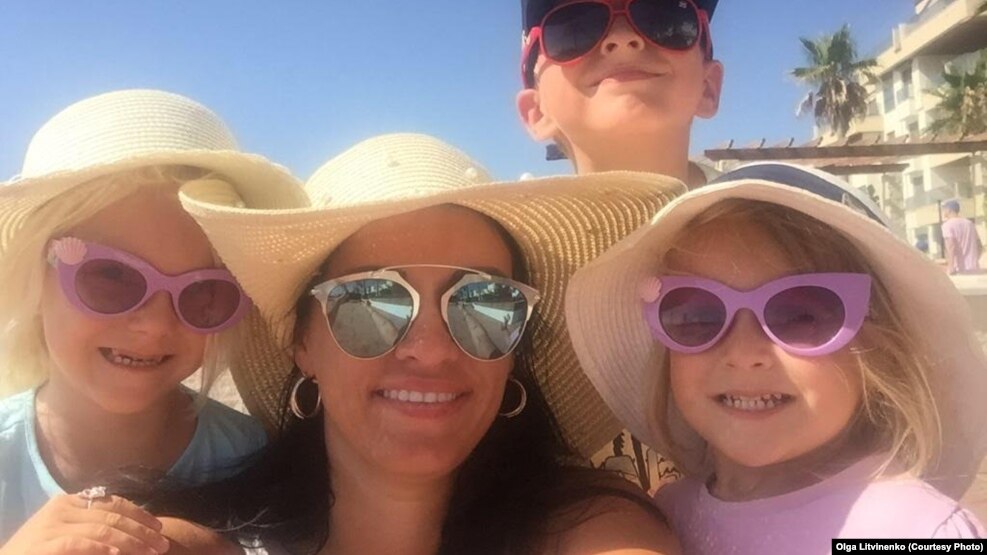 Суд прекратил дело об аннулировании паспорта Ольги Литвиненко ...