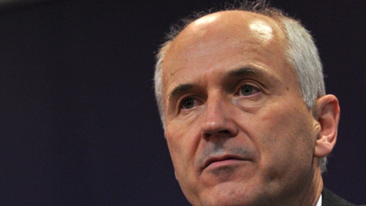 Interview Bosnia's High Representative Singles Out Serbian Entity