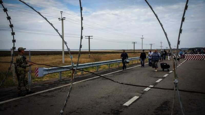 Пограничники задержали мужчину, который шел в Крым в обход КПВВ «Каланчак» 