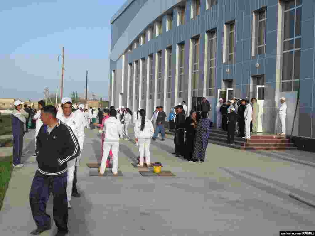 Turkmenistan. Health Week. Public walk along the Path of Health in Turkmenabat. Turkmenabat, April 7, 2013.