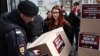 Суд у Росії оштрафував затриманих на акції на захист чеченських геїв