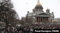 Акция противников передачи Исаакиевского собора РПЦ. Санкт-Петербург, 12 февраля