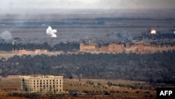 تصویری از عملیات‌های قبلی نیروهای ائتلاف علیه مواضع داعش در تدمر (پالمیرا)