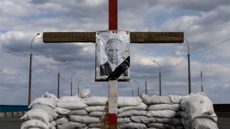 Сценарии для Кремля: смерть Путина, переворот или военное поражение. Как и на кого может смениться власть в России
