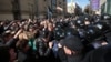 У центрі Києва сталися сутички між активістами та поліцією