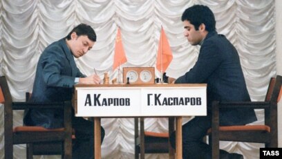 Garry Kasparov in bitter battle for world chess federation leadership, Garry  Kasparov