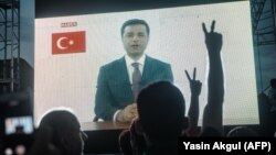 Selahattin Demirtaş 2016-cı ilin seçki kampaniyasında