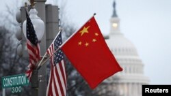 Zastava Kine i SAD u Vašingtonu, fotoarhiv