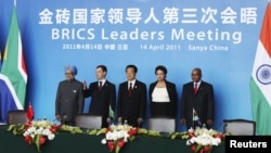 Liderii ţărilor BRICS la summitul din 14 aprilie 2011